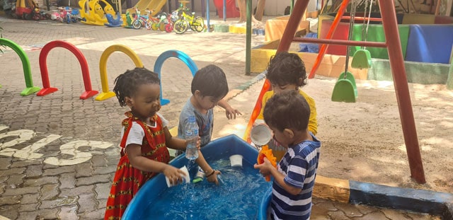 Dancing Dolphins (2-3 Years)